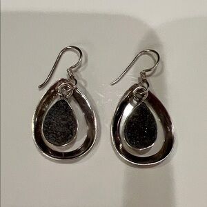 Elegant Teardrop Earrings 925 sterling silver and druzy sparkly dark gray stone